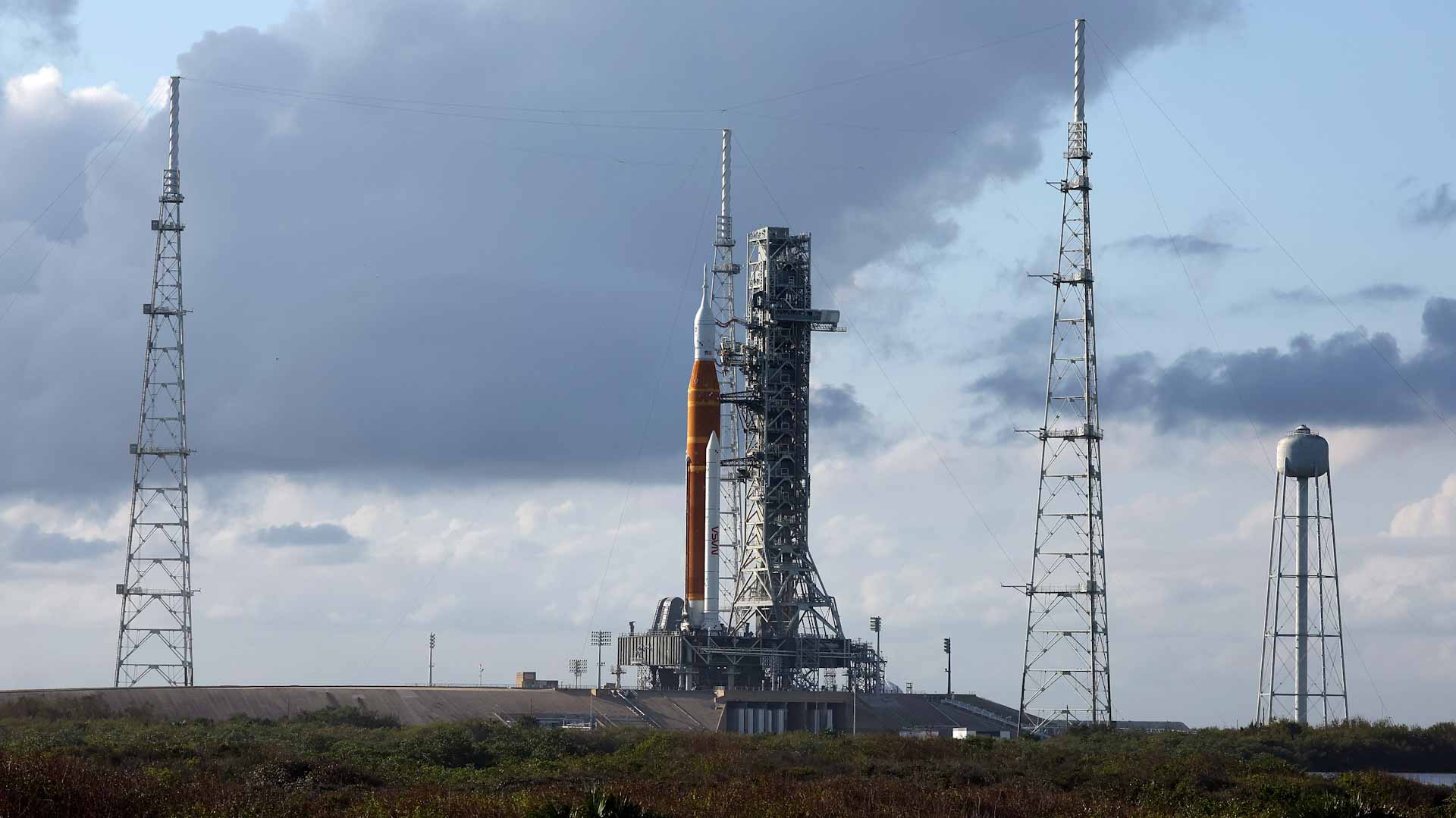 NASA returning to the Moon with mega rocket launch